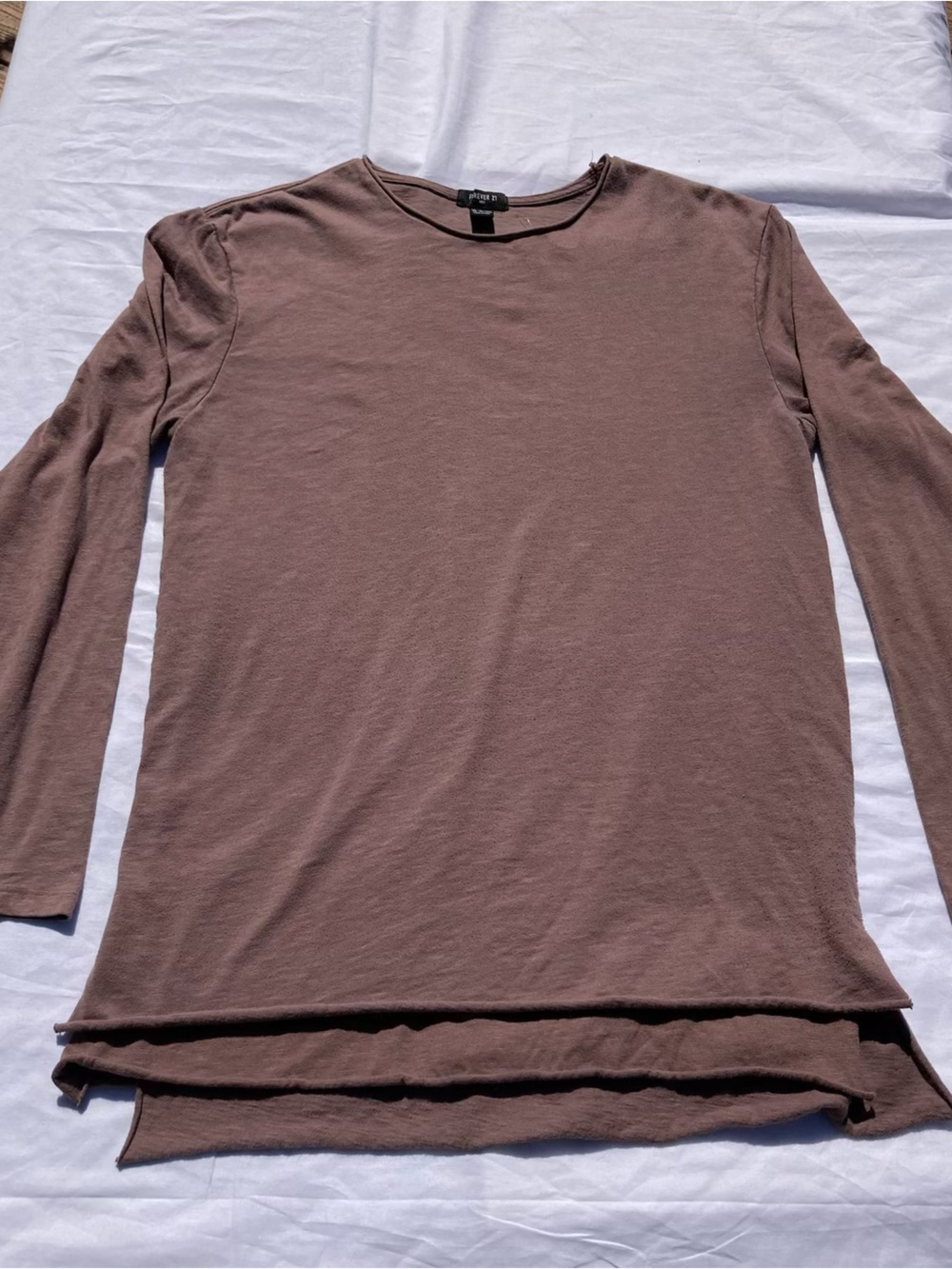 Forever 21 Raw Hem Crew Neck Long Sleeve Shirt Taupe Mens M Rolled Collar Vented